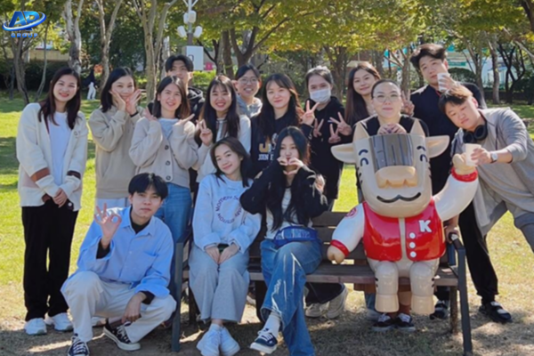 Thăm trường Đại học Kyungpook